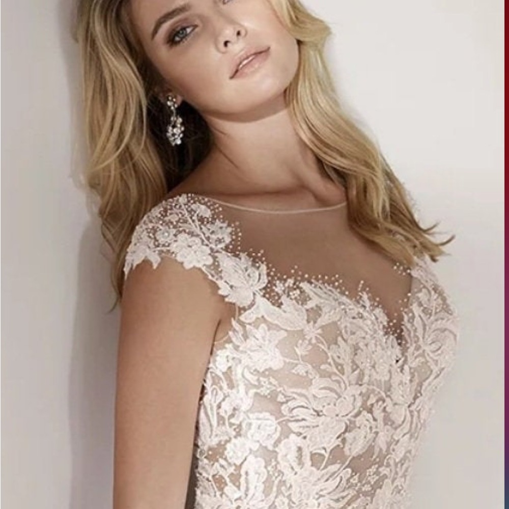 Modest Wedding dress from ulalala bridal on Etsy. Never worn size 8-10